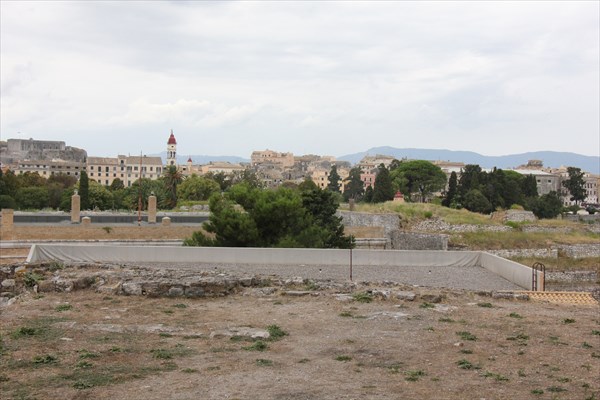 112-Вид из крепости на храм Св.Спиридона